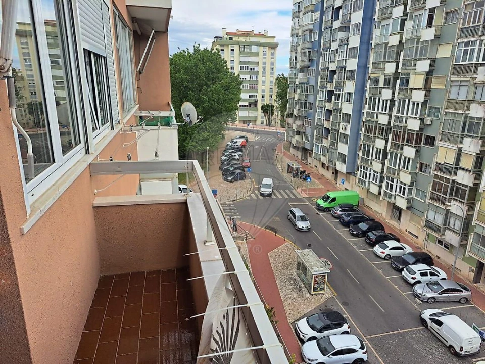 Apartamento T2 para Venda em Oeiras e São Julião da Barra, Paço de Arcos e Caxias Foto 15