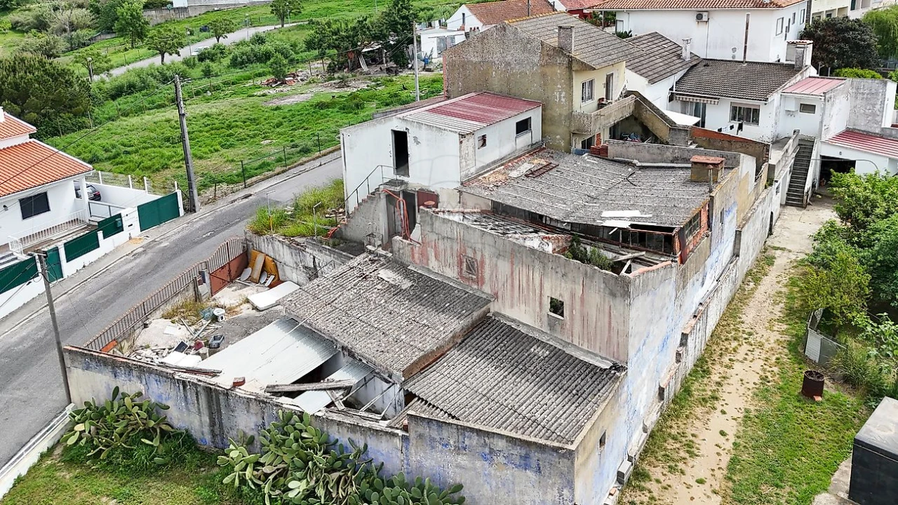 Moradia T2 para Venda em Santa Maria, São Pedro e Matacães Foto 27
