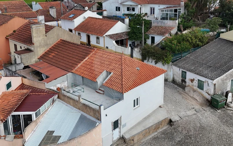 Moradia T2 para Venda em Maxial e Monte Redondo Foto 14