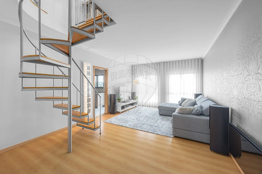 Apartamento T3 para Venda em Santa Maria, São Pedro e Matacães Foto 16
