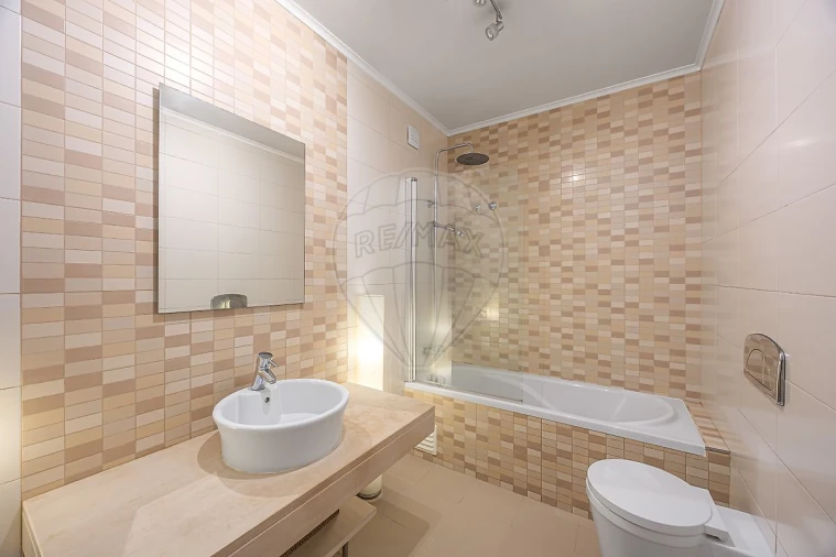 Apartamento T3 para Venda em Santa Maria, São Pedro e Matacães Foto 3