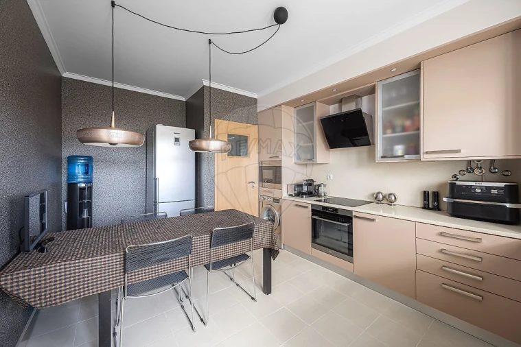 Apartamento T3 para Venda em Santa Maria, São Pedro e Matacães Foto 13