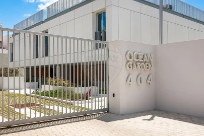 Moradia T4 para Venda em Carcavelos e Parede