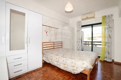 Apartamento T3 para Venda em Alverca do Ribatejo e Sobralinho