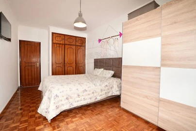 Apartamento T3 para Venda em Alverca do Ribatejo e Sobralinho