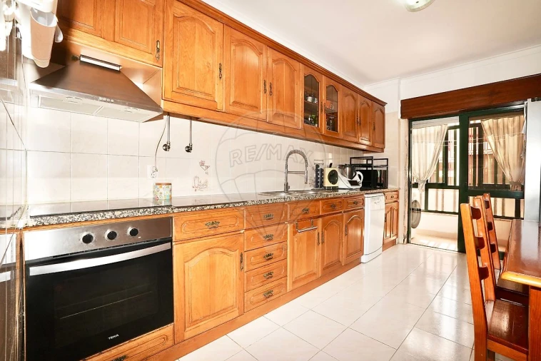 Apartamento T3 para Venda em Alverca do Ribatejo e Sobralinho Foto 2