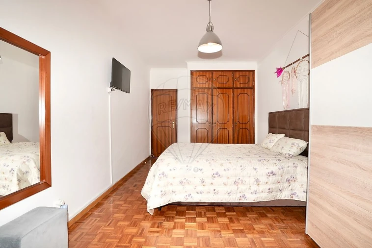Apartamento T3 para Venda em Alverca do Ribatejo e Sobralinho Foto 12