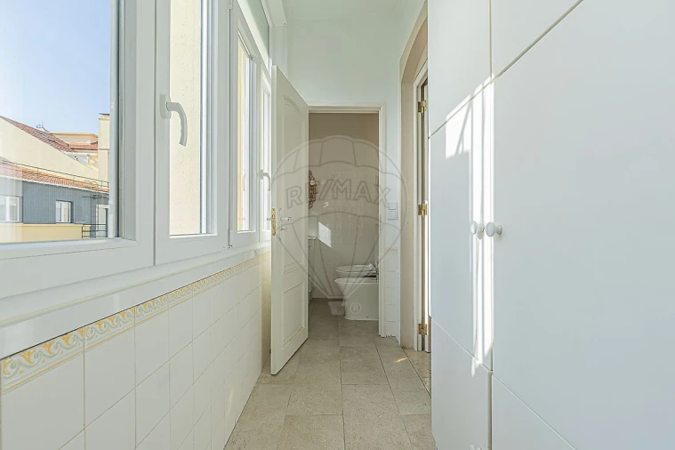 Apartamento T3 para Venda em Arroios Foto 8