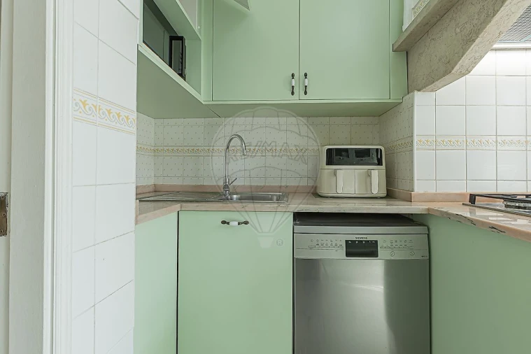 Apartamento T3 para Venda em Arroios Foto 16
