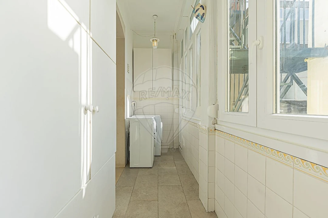 Apartamento T3 para Venda em Arroios Foto 14