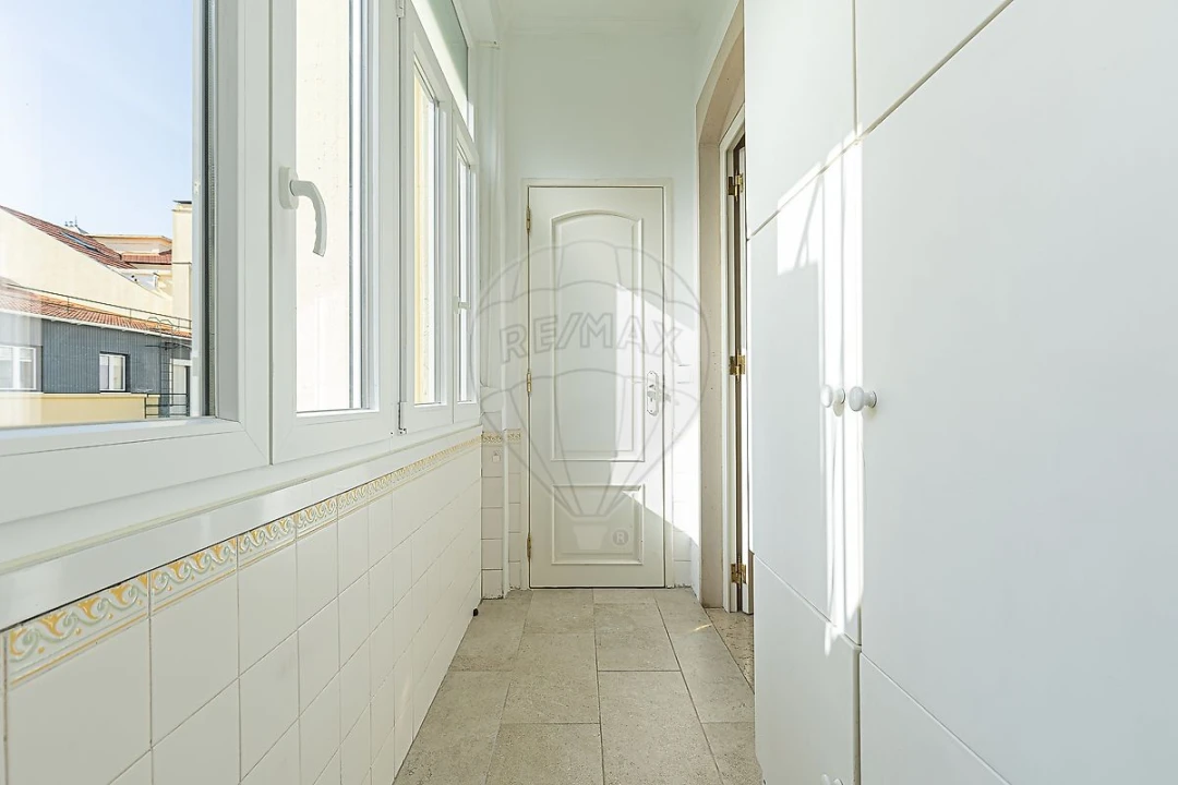 Apartamento T3 para Venda em Arroios Foto 7