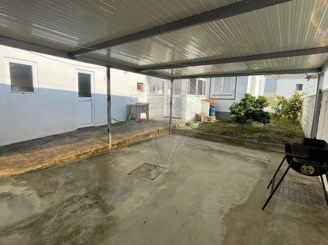 Moradia T2 para Arrendamento em Maceda Foto 2