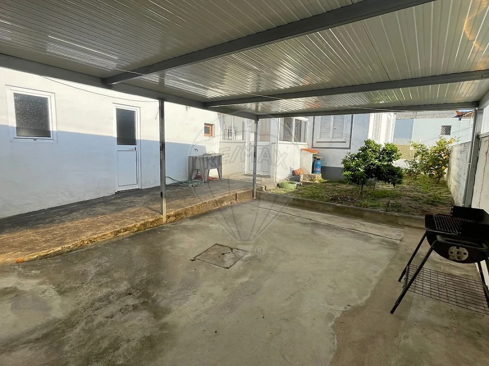 Moradia T2 para Arrendamento em Maceda Foto 2