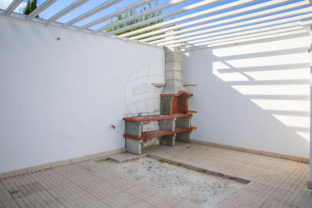 Moradia T4 para Venda em Vila Franca de Xira Foto 39