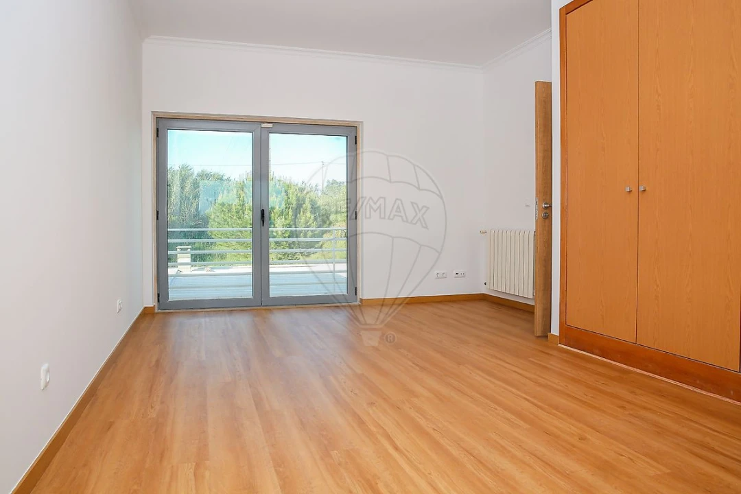 Moradia T4 para Venda em Vila Franca de Xira Foto 31