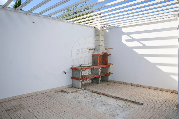 Moradia T4 para Venda em Vila Franca de Xira Foto 39