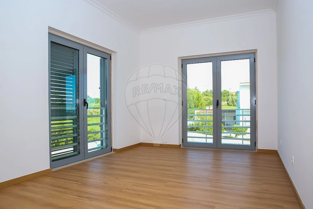 Moradia T4 para Venda em Vila Franca de Xira Foto 29