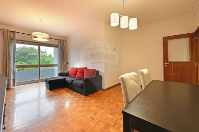 Apartamento T2 para Arrendamento em Paranhos