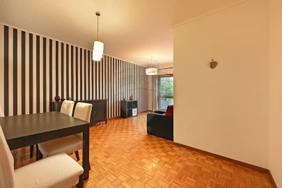 Apartamento T2 para Arrendamento em Paranhos