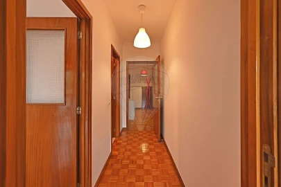 Apartamento T2 para Arrendamento em Paranhos
