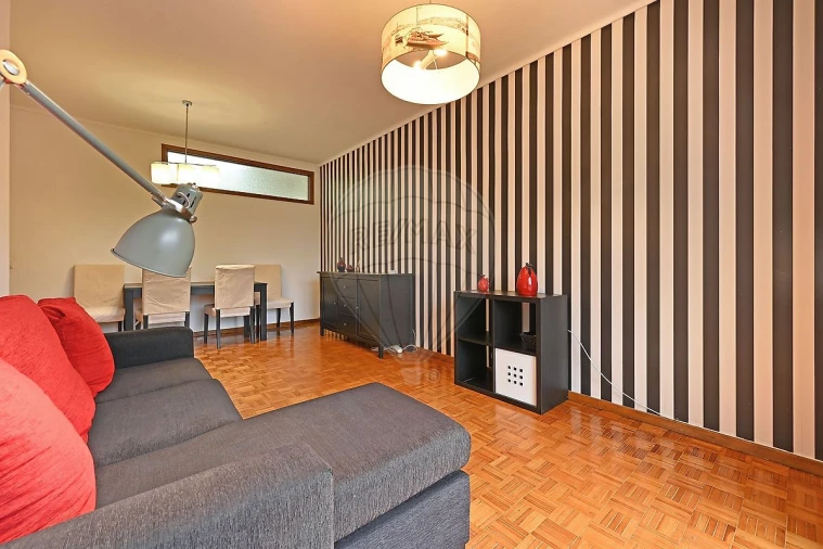 Apartamento T2 para Arrendamento em Paranhos Foto 26