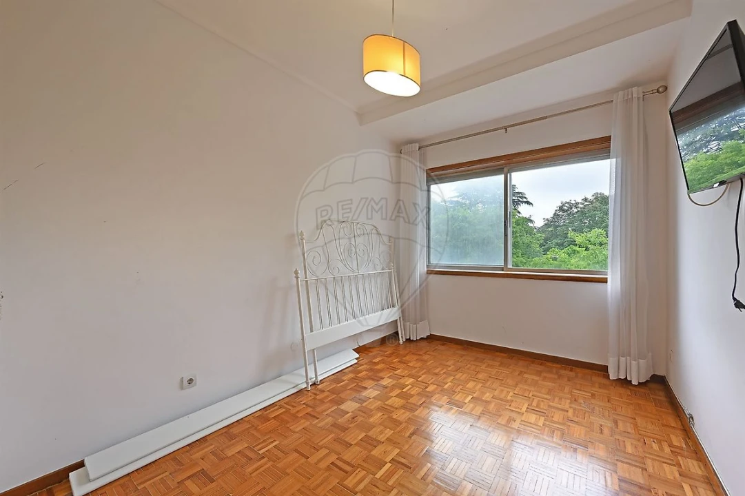 Apartamento T2 para Arrendamento em Paranhos Foto 2