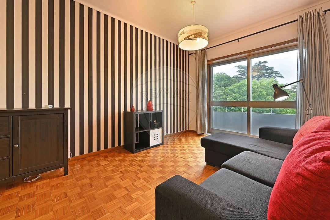 Apartamento T2 para Arrendamento em Paranhos Foto 22