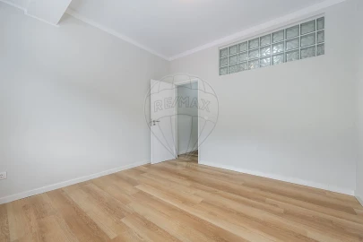 Apartamento T1 para Arrendamento em Bonfim