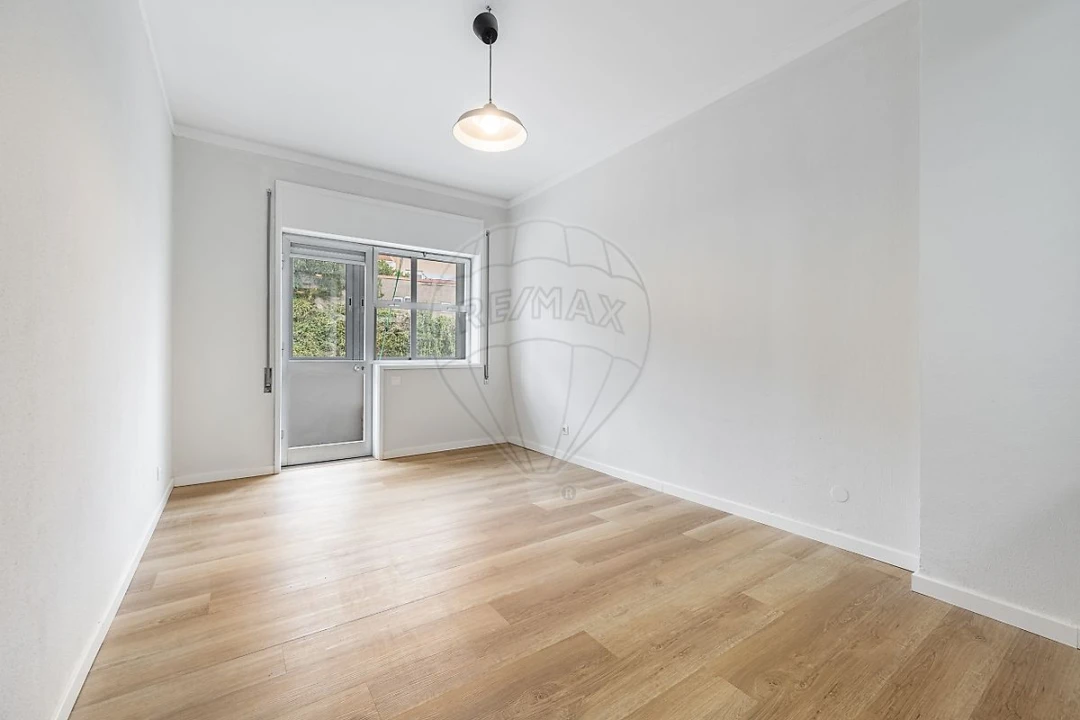 Apartamento T1 para Arrendamento em Bonfim Foto 13