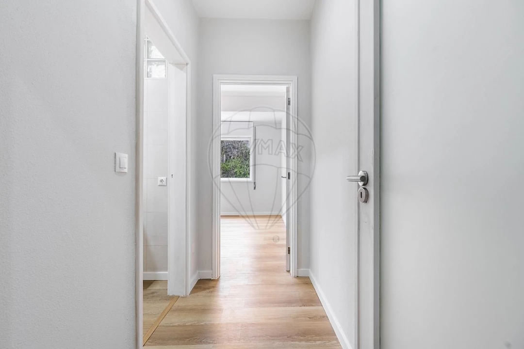 Apartamento T1 para Arrendamento em Bonfim Foto 17