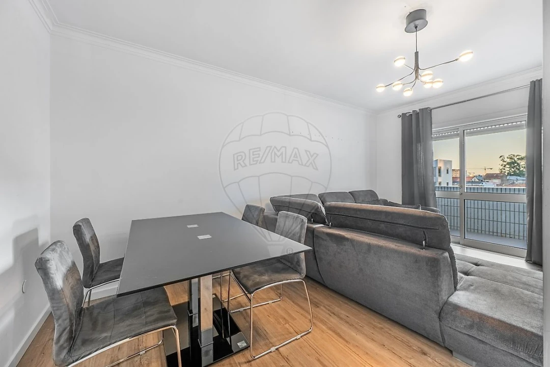 Apartamento T2 para Venda em Custóias, Leça do Balio e Guifões Foto 13