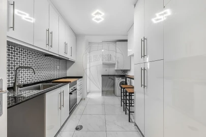 Apartamento T2 para Venda em Custóias, Leça do Balio e Guifões