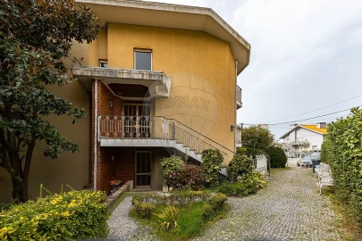 Moradia T4 para Venda em Aldoar, Foz do Douro e Nevogilde