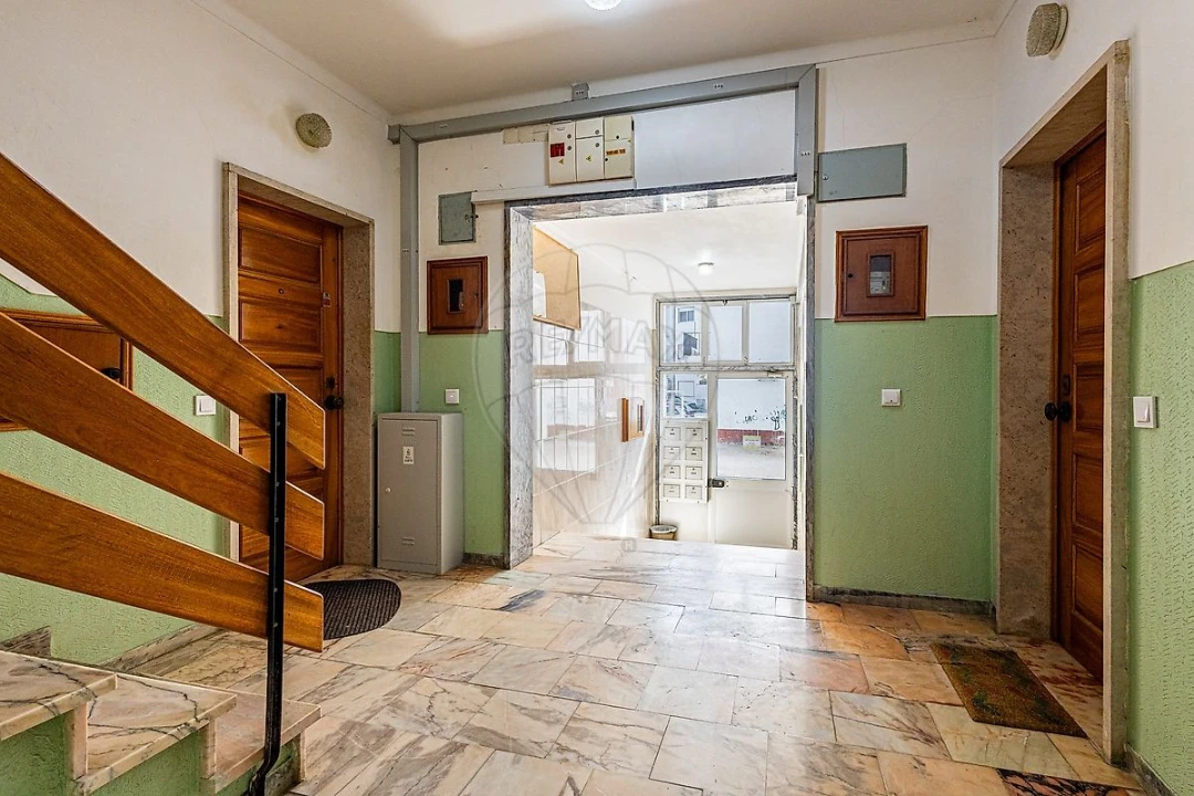 Apartamento T2 para Venda em Azambuja Foto 11