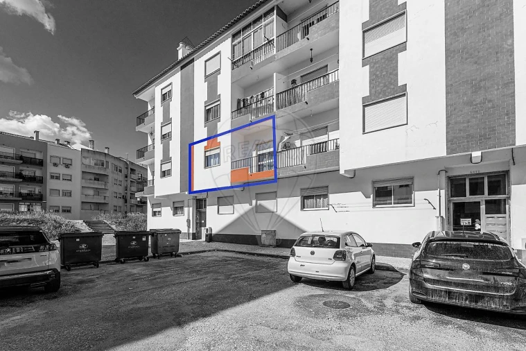 Apartamento T2 para Venda em Azambuja Foto 13