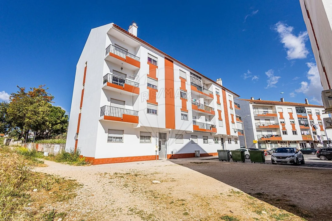 Apartamento T2 para Venda em Azambuja Foto 27