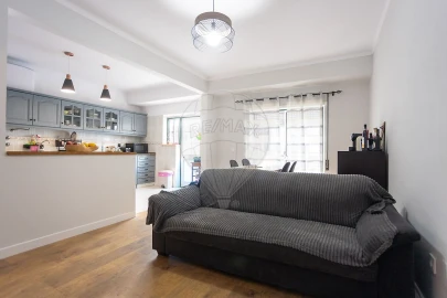 Apartamento T2 para Venda em Samora Correia