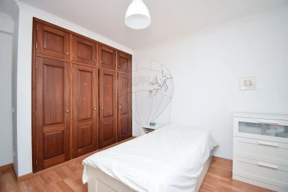 Moradia T4 para Venda em Alcabideche