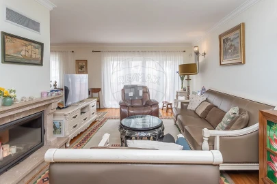 Moradia T3 para Venda em Alcabideche