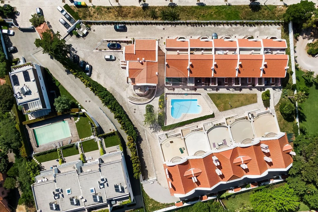 Moradia T3 para Venda em Alcabideche Foto 36
