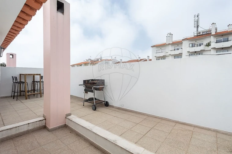 Moradia T3 para Venda em Alcabideche Foto 42