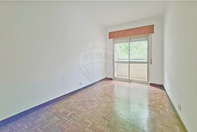 Apartamento T3 para Venda em Rio de Mouro