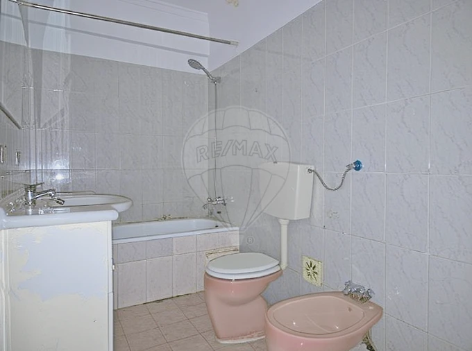 Apartamento T3 para Venda em Rio de Mouro Foto 10