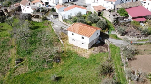 Moradia T2 para Venda em Trancoso (São Pedro e Santa Maria) e Souto Maior