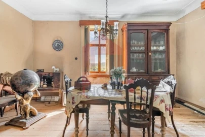 Moradia T7 para Venda em Oriz (Santa Marinha) e Oriz (São Miguel)