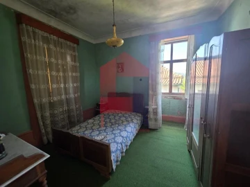 Moradia T7 para Venda em Oriz (Santa Marinha) e Oriz (São Miguel)