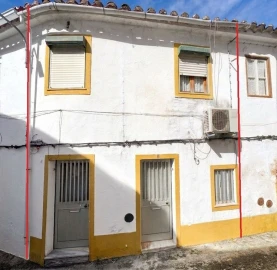 Moradia T3 para Venda em Ribeira de Nisa e Carreiras
