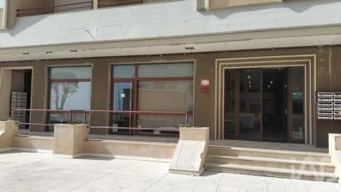 Loja para Venda em Buarcos
