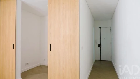 Apartamento T1 para Venda em Penha de França