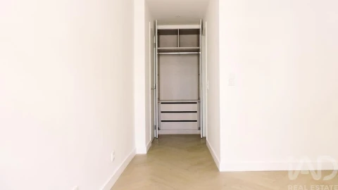 Apartamento T1 para Venda em Penha de França